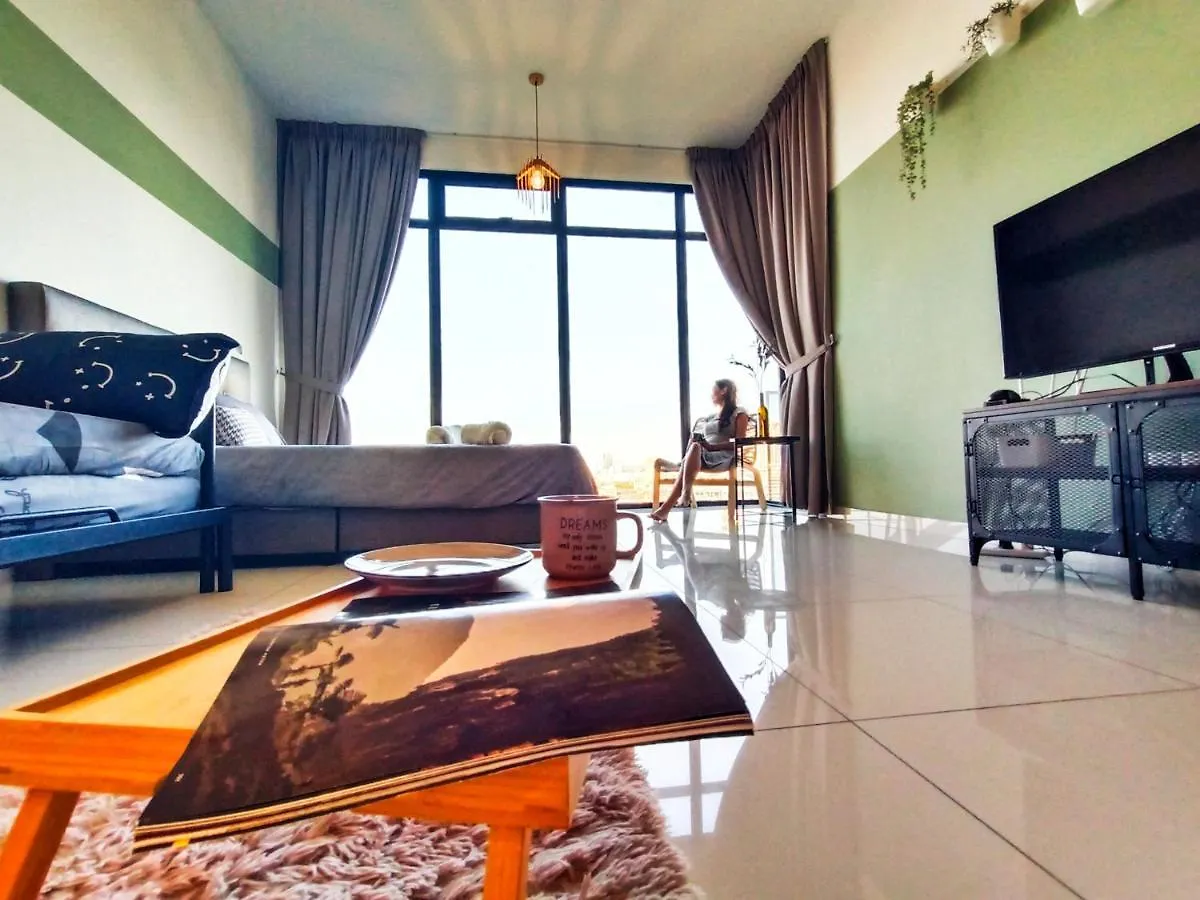 2Br Luxury Rooftop Swimming Pook Homestay@Georgetown@10Pax - 无敌美景两房民宿 0*, George Town Malaysia