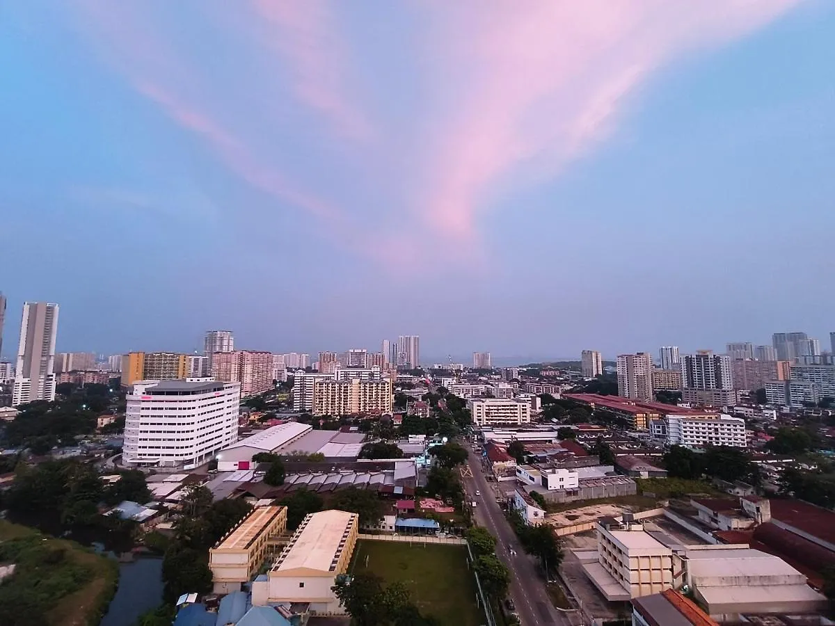 2Br Luxury Rooftop Swimming Pook Homestay@Georgetown@10Pax - 无敌美景两房民宿