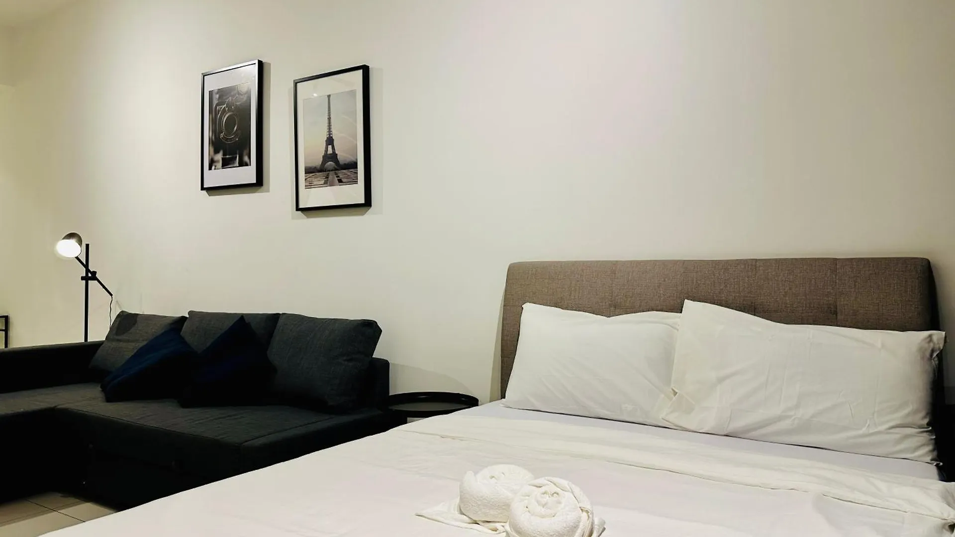 2Br Luxury Rooftop Swimming Pook Homestay@Georgetown@10Pax - 无敌美景两房民宿 0*, George Town