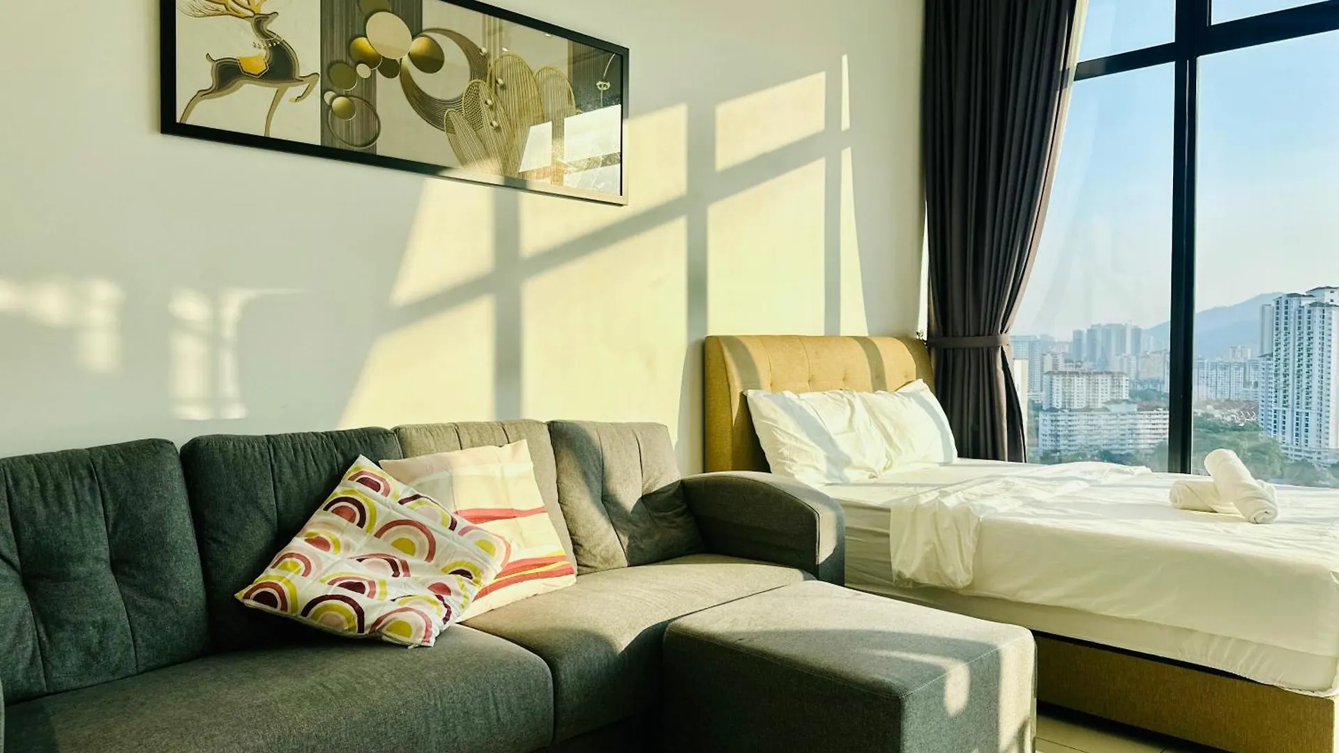 Apartment 2Br Luxury Rooftop Swimming Pook Homestay@Georgetown@10Pax - 无敌美景两房民宿