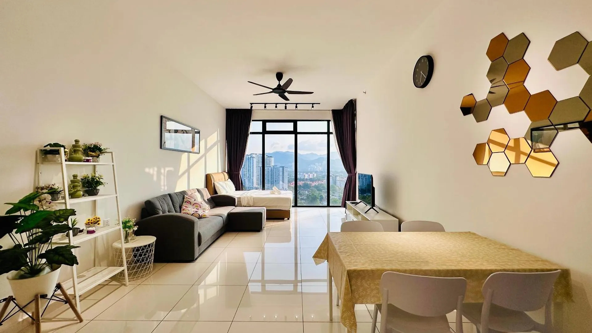 2Br Luxury Rooftop Swimming Pook Homestay@Georgetown@10Pax - 无敌美景两房民宿 George Town
