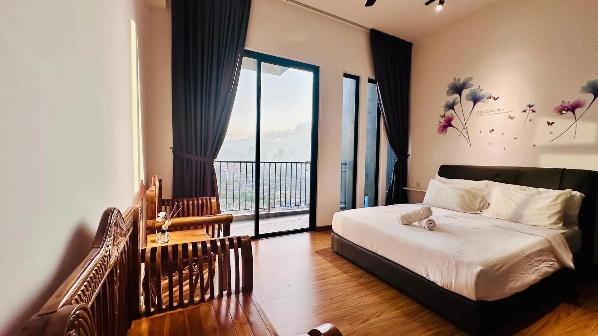 2Br Luxury Rooftop Swimming Pook Homestay@Georgetown@10Pax - 无敌美景两房民宿 Apartment