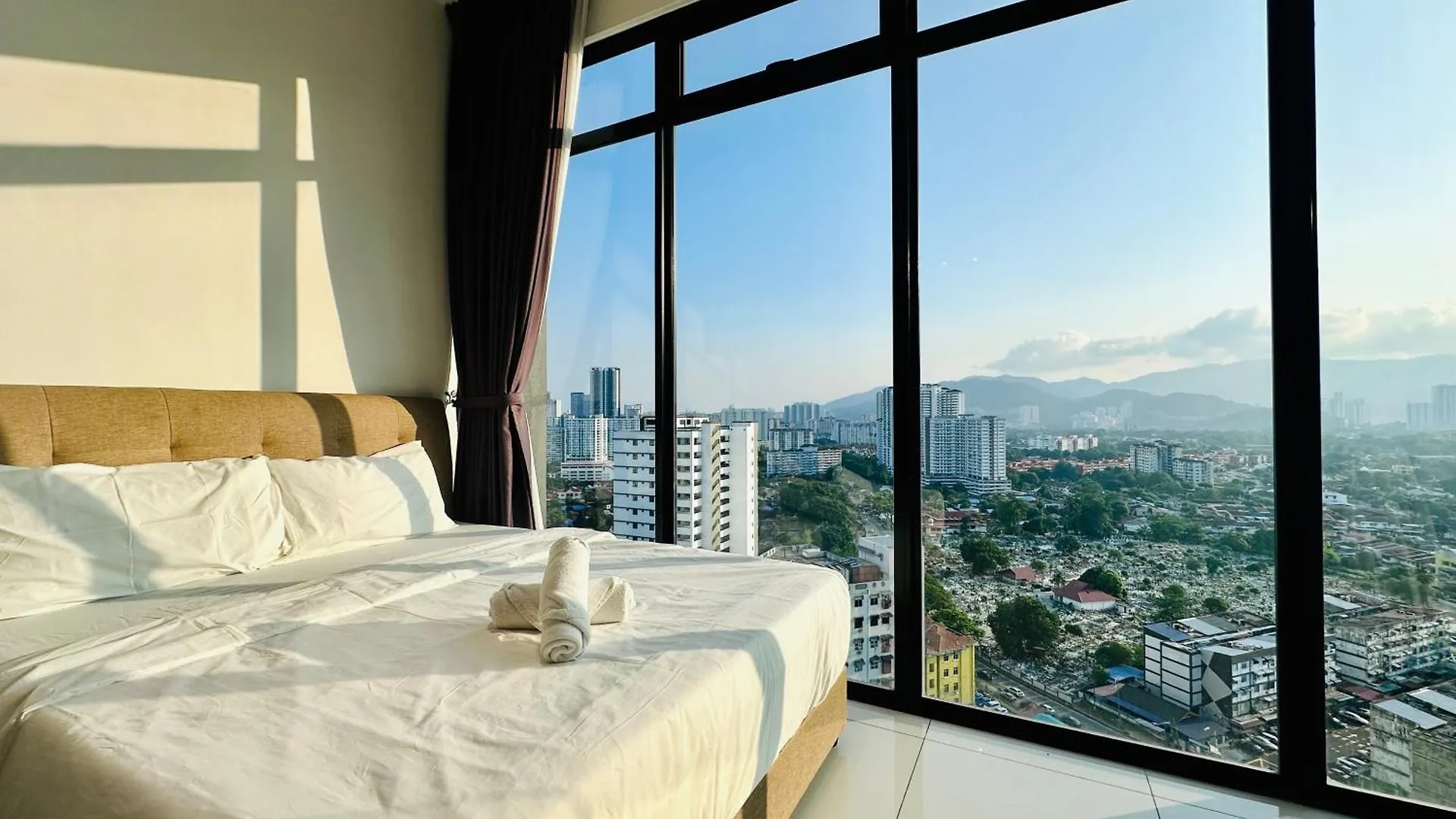 2Br Luxury Rooftop Swimming Pook Homestay@Georgetown@10Pax - 无敌美景两房民宿 0*, George Town